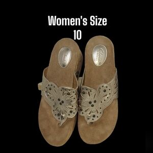 Clarks Artisan Thong Sandal Women's Size 10
